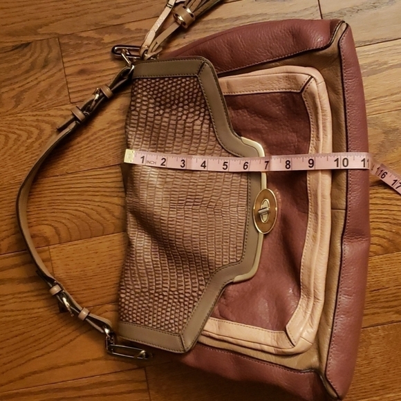 đť…şcoach leather multi color bag. - Picture 14 of 14